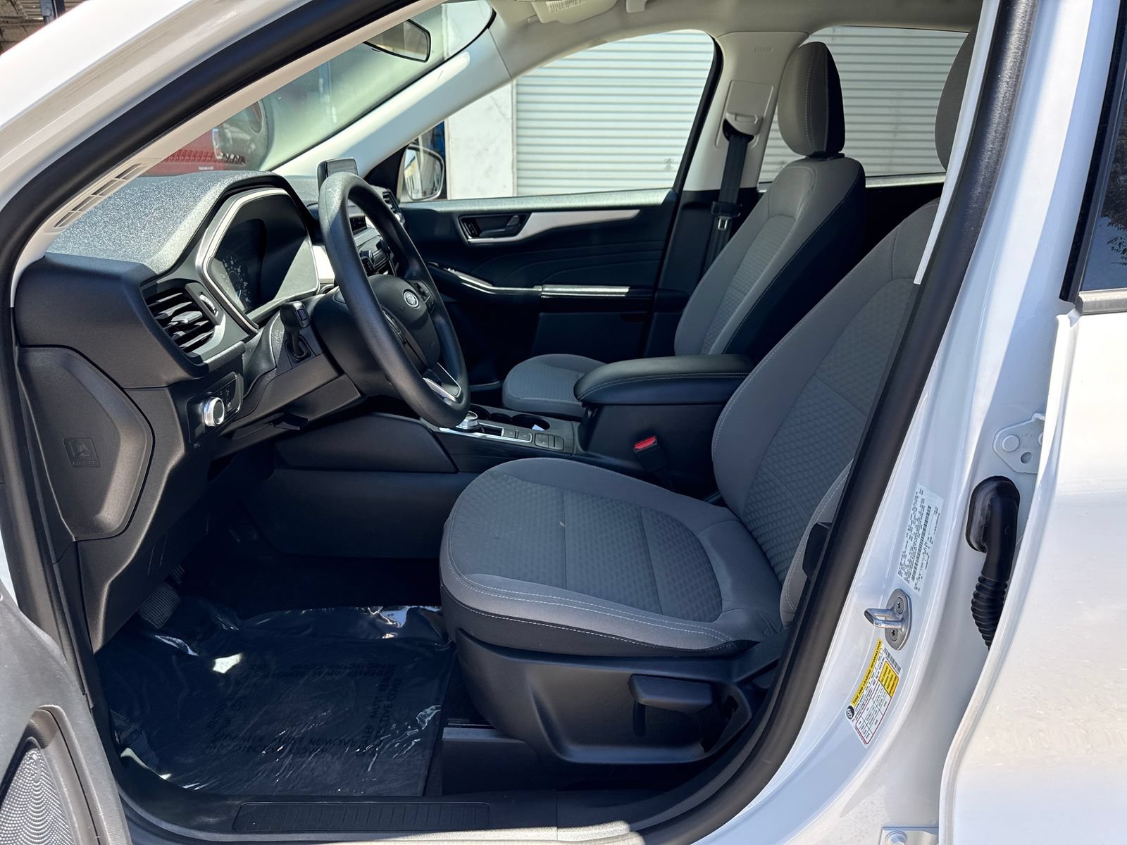 Certified 2022 Ford Escape SE AWD/4WD image 9