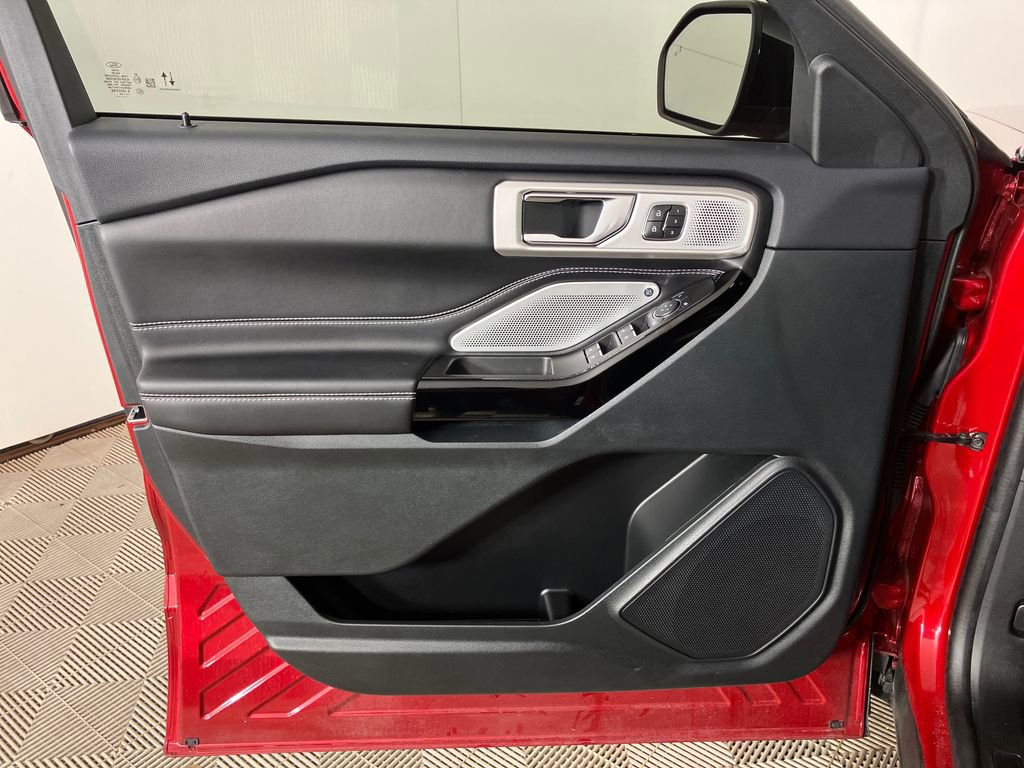 Certified 2024 Ford Explorer ST w/ Equipment Group 401A image 23