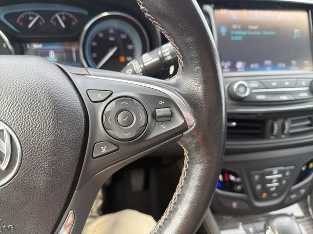 Used 2017 Buick Envision Essence image 42