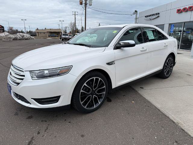Certified 2019 Ford Taurus Limited AWD/4WD image 3