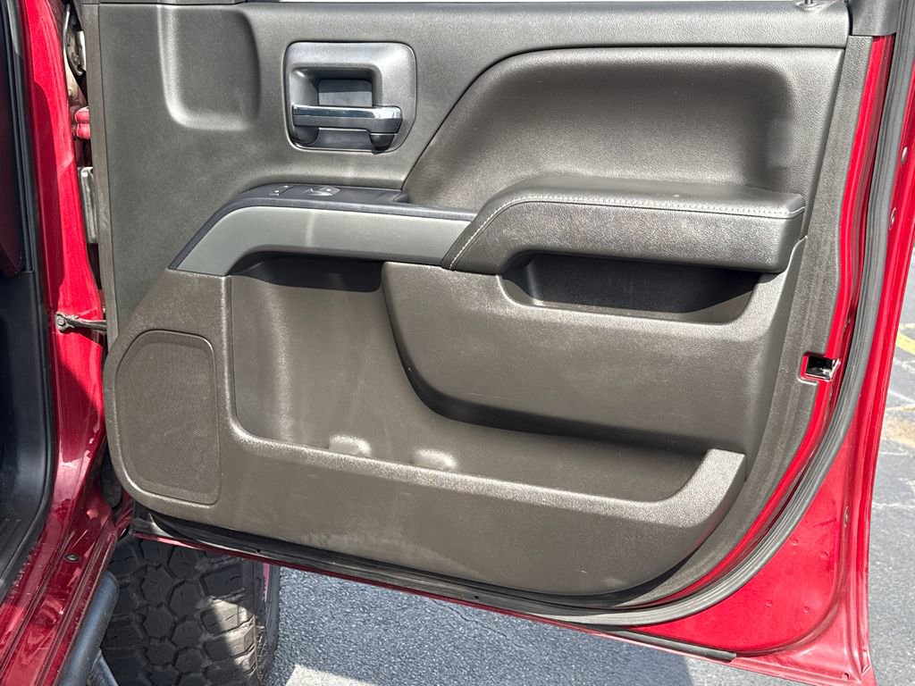 Used 2018 Chevrolet Silverado 1500 LT w/ All Star Edition image 14