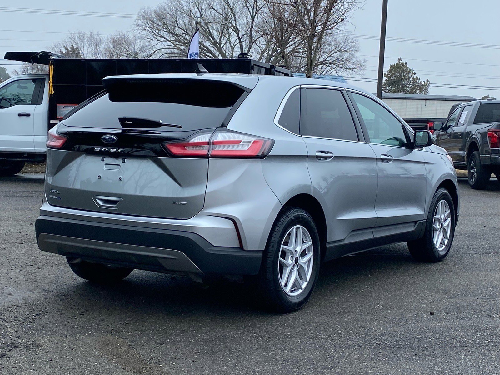 Certified 2024 Ford Edge SEL AWD/4WD image 4