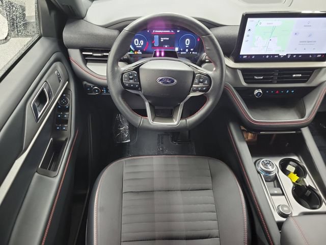 Certified 2025 Ford Explorer ST-Line w/ ST-Line Street Pack AWD/4WD image 15