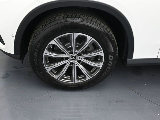 Used 2024 Mercedes-Benz GLC 300 image 9