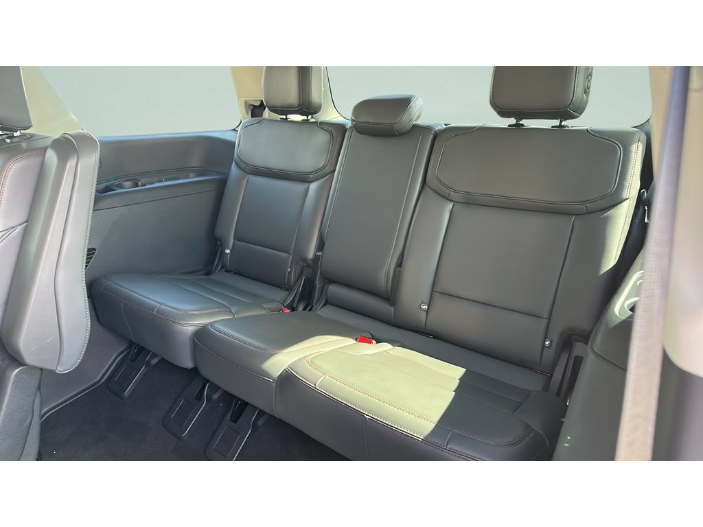 Certified 2025 Ford Expedition Active AWD/4WD image 19