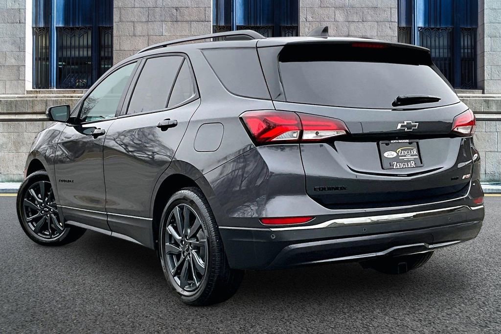 Used 2023 Chevrolet Equinox RS w/ RS Leather Package image 10