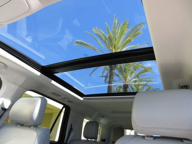 Certified 2025 Ford Expedition Active image 21