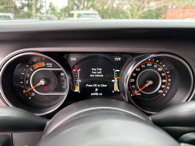 Used 2022 Jeep Gladiator Sport AWD/4WD image 28