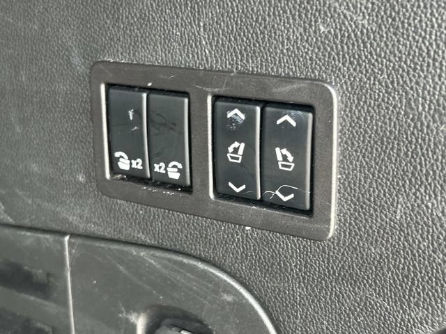 Used 2018 Chevrolet Tahoe LT RWD image 23