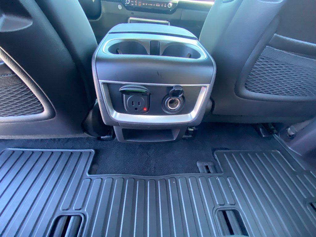Used 2026 Kia Carnival SX w/ SX Dark Edition Package FWD image 29