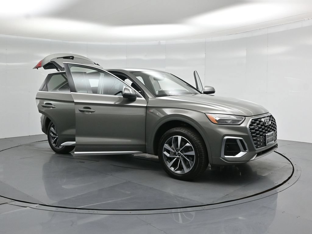 Used 2023 Audi Q5 2.0T Premium w/ Convenience Package AWD/4WD image 34