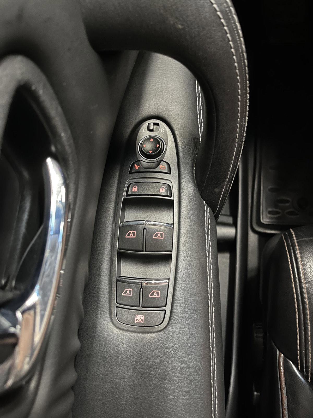 Used 2017 Nissan Armada SL w/ Technology Package image 11