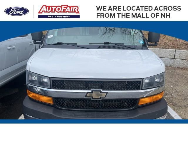 Used 2019 Chevrolet Express 3500 w/ Power Convenience Package image 4