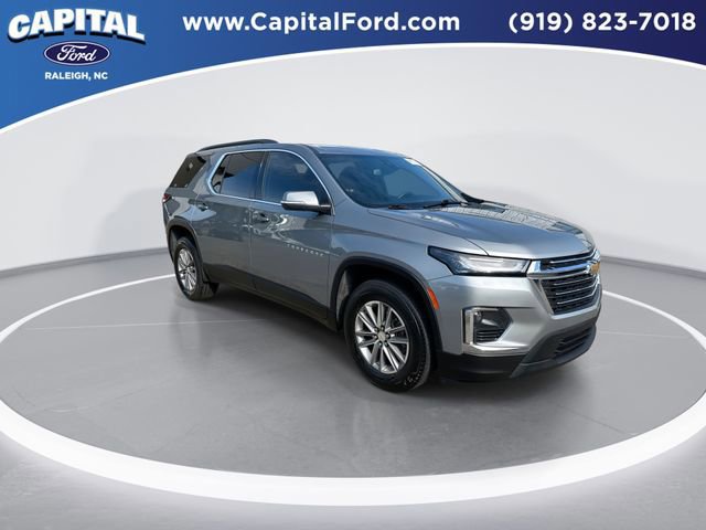Used 2023 Chevrolet Traverse LT image 8