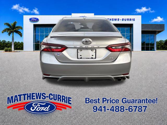 Used 2021 Toyota Camry SE w/ Convenience Package FWD image 5