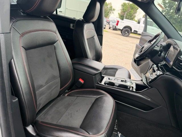 Certified 2022 Ford Explorer ST-Line w/ Class IV Trailer Tow Package AWD/4WD image 40