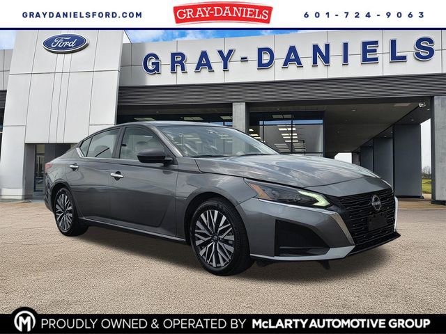 Used 2025 Nissan Altima 2.5 SV FWD 360° Tour