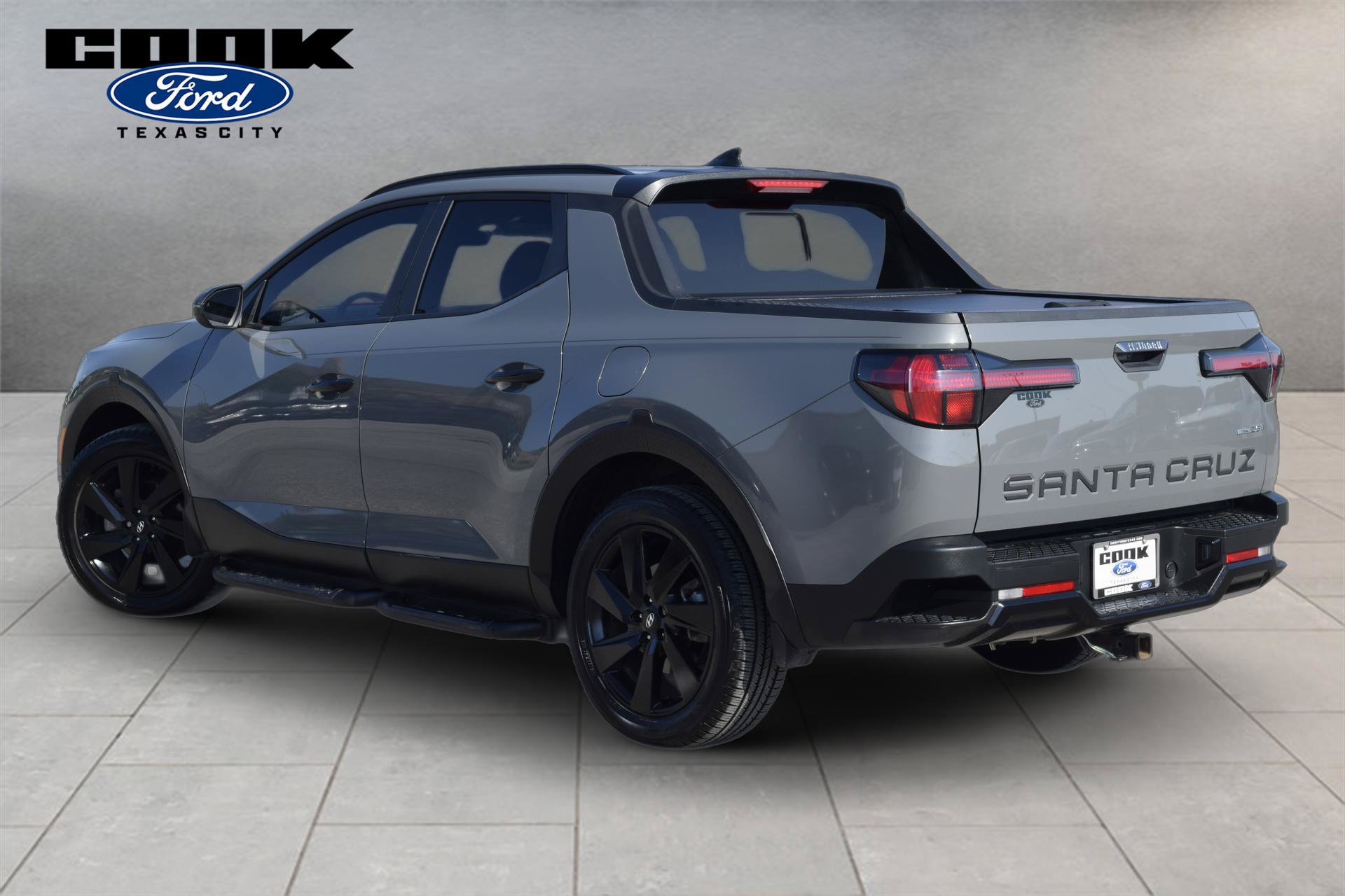Used 2024 Hyundai Santa Cruz Night AWD/4WD image 4
