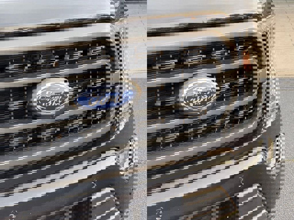 Certified 2023 Ford F150 XLT w/ Equipment Group 302A High image 11