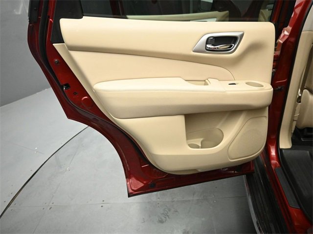 Used 2018 Nissan Pathfinder SL w/ SL Premium Package image 40