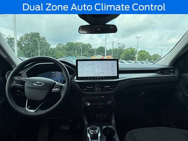 Certified 2023 Ford Escape Active w/ Tech Pack #2 AWD/4WD image 3