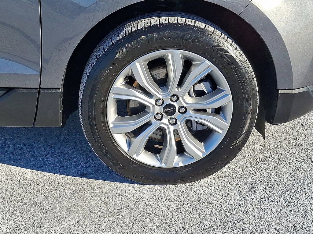 Certified 2024 Ford Edge Titanium image 8