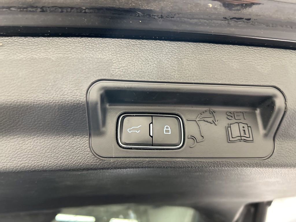 Certified 2023 Ford Explorer XLT w/ Equipment Group 202A image 34