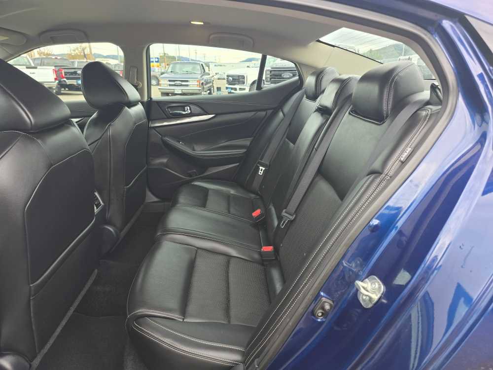 Used 2020 Nissan Maxima 3.5 SV w/ Floor Mat Group image 16