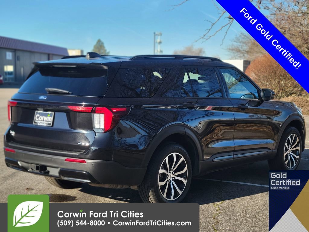 Certified 2025 Ford Explorer ST-Line AWD/4WD image 17