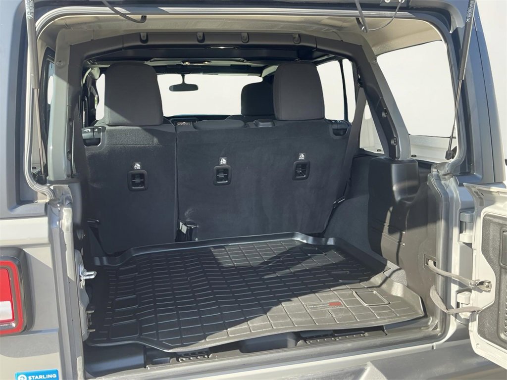 Used 2019 Jeep Wrangler Unlimited Sport image 37