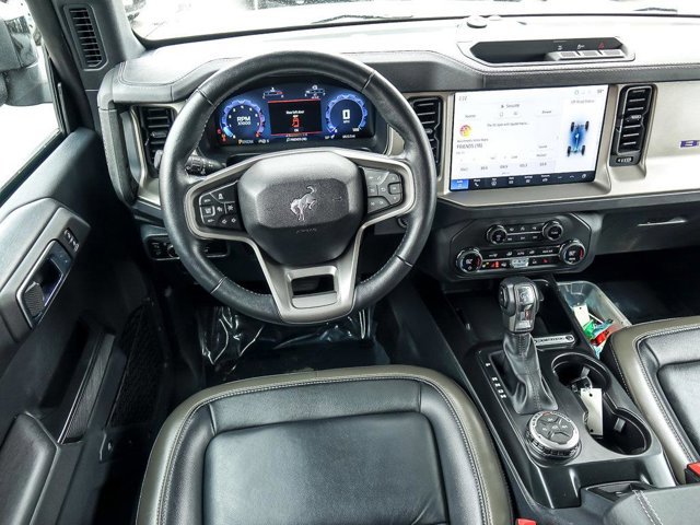 Certified 2025 Ford Bronco Outer Banks AWD/4WD image 16