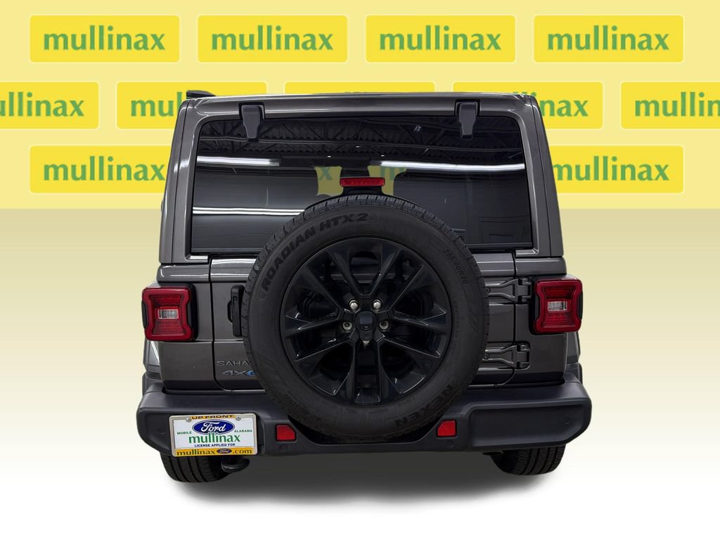 Used 2025 Jeep Wrangler Unlimited Sahara w/ Safety Group AWD/4WD image 7