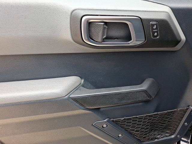 Certified 2023 Ford Bronco Big Bend w/ Sasquatch Package AWD/4WD image 17