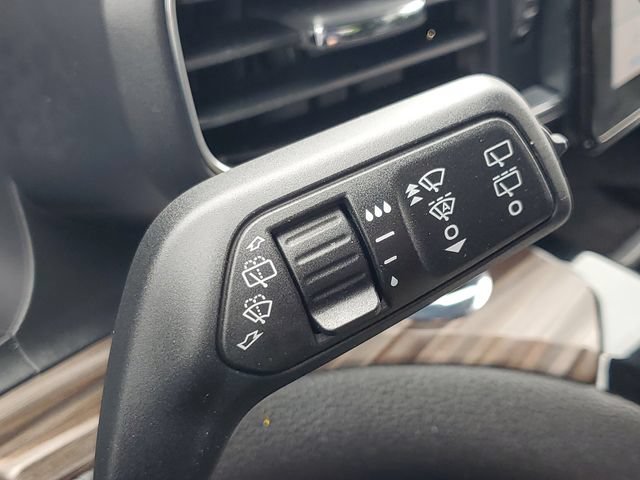 Certified 2023 Ford Explorer Limited w/ Equipment Group 301A AWD/4WD image 16