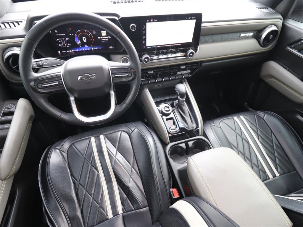 Used 2024 Chevrolet Colorado ZR2 w/ Technology Package image 12