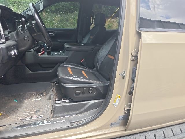 Used 2022 GMC Sierra 1500 AT4 w/ AT4 Premium Package AWD/4WD image 10