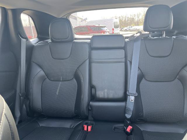 Used 2019 Jeep Cherokee Limited AWD/4WD image 18