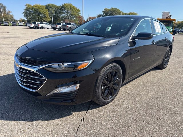 Used 2025 Chevrolet Malibu LT