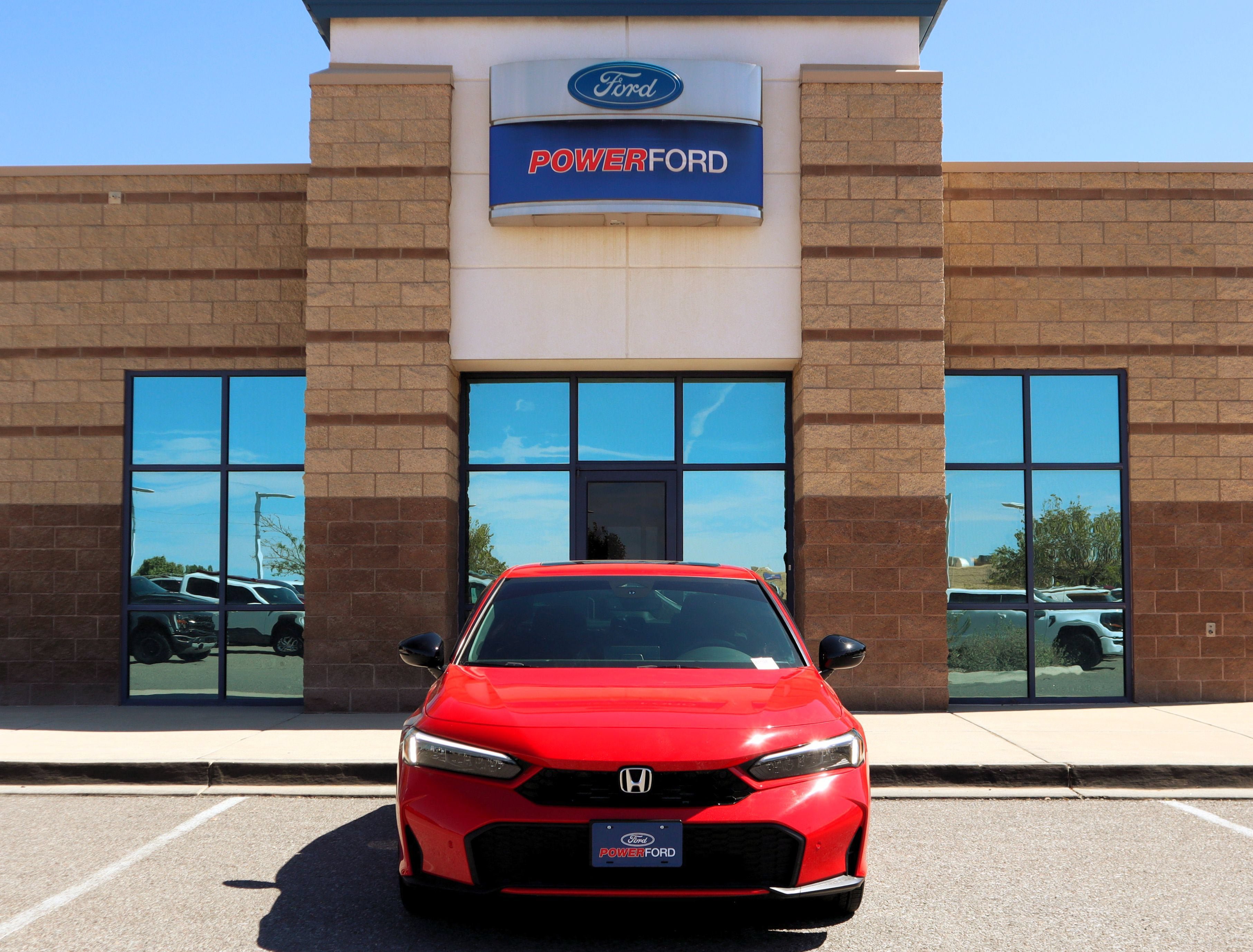 Used 2025 Honda Civic Sport image 3