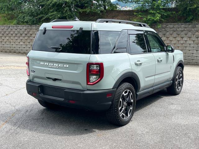 Certified 2023 Ford Bronco Sport Outer Banks w/ Tech Package AWD/4WD image 3