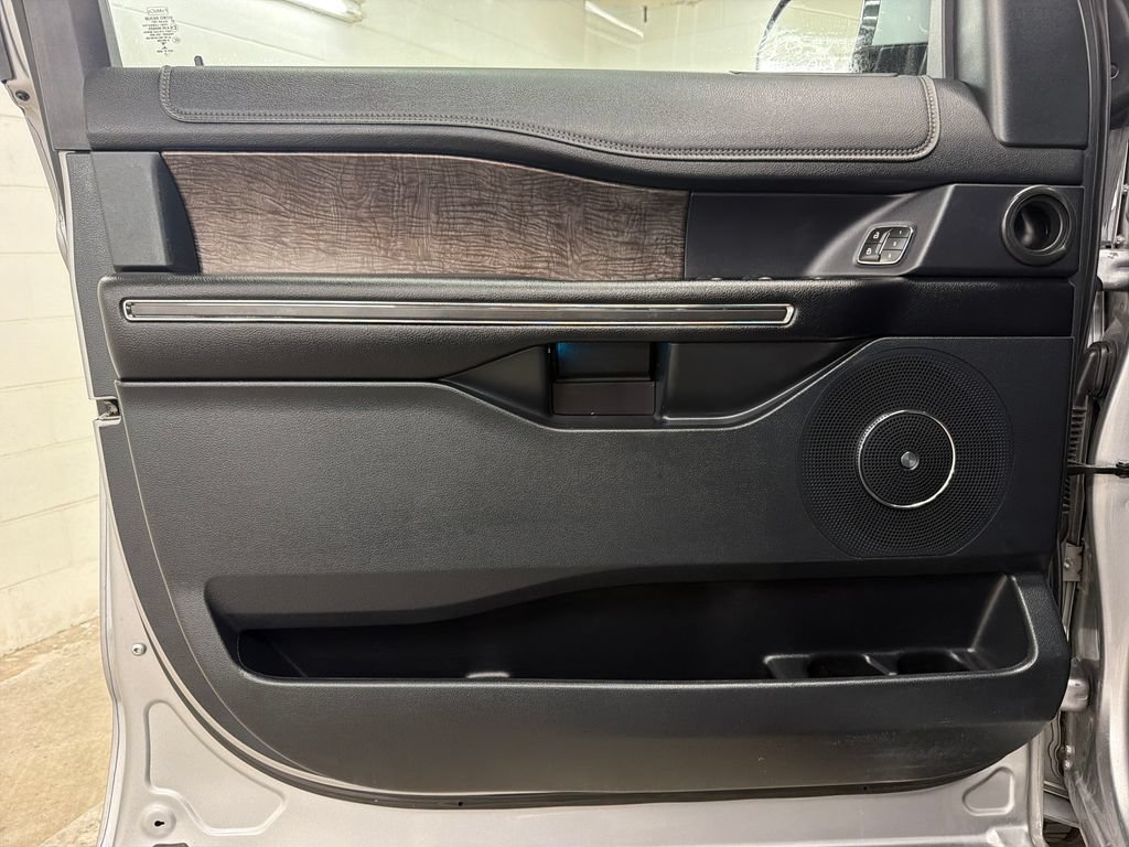Certified 2021 Ford Expedition Max Limited AWD/4WD image 16