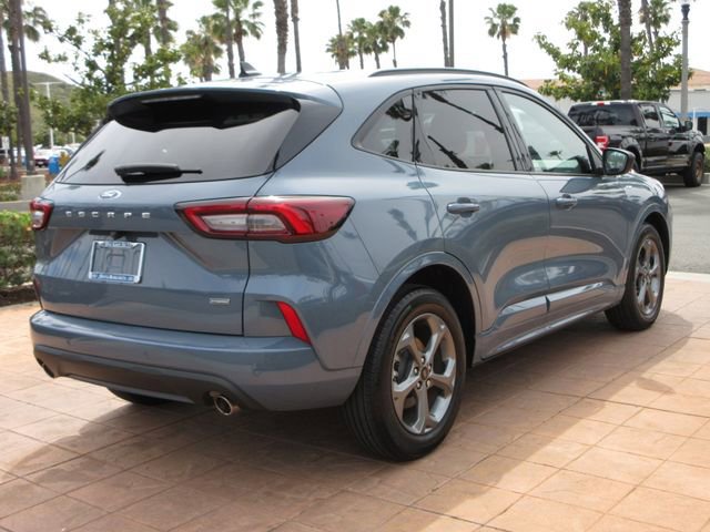 Certified 2023 Ford Escape ST-Line w/ Equipment Group 301A FWD image 4