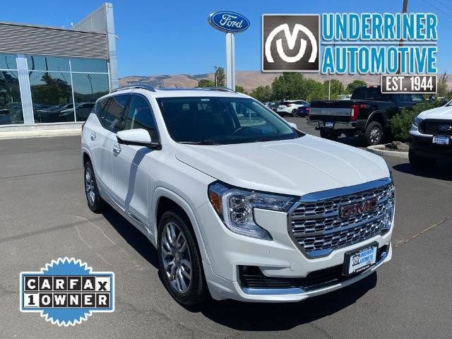 Used 2024 GMC Terrain Denali w/ Denali Premium Package image 6