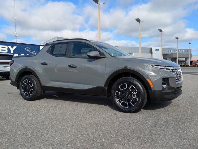 Used 2024 Hyundai Santa Cruz SEL w/ Activity Package image 2