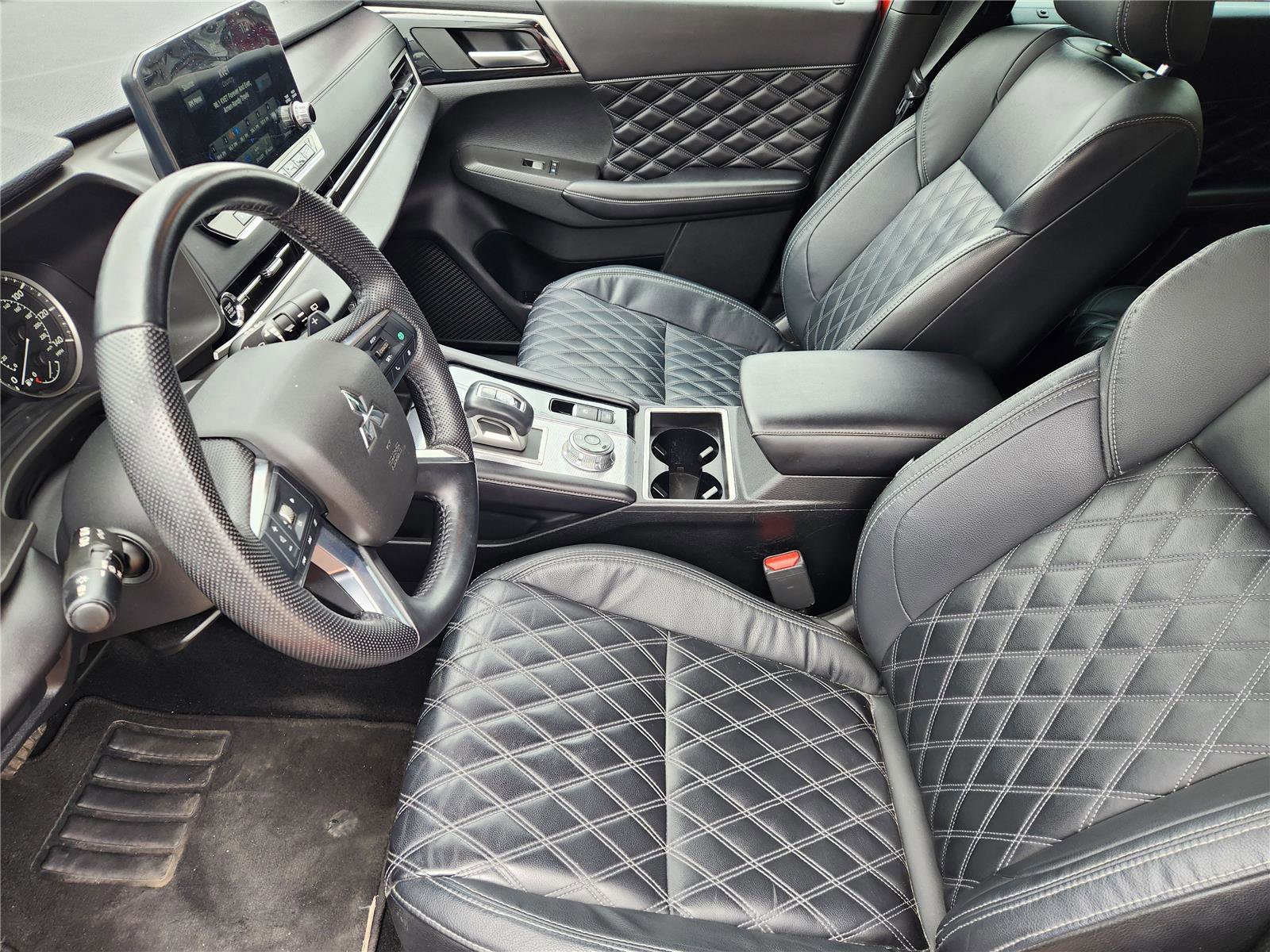 Used 2022 Mitsubishi Outlander SEL FWD image 13