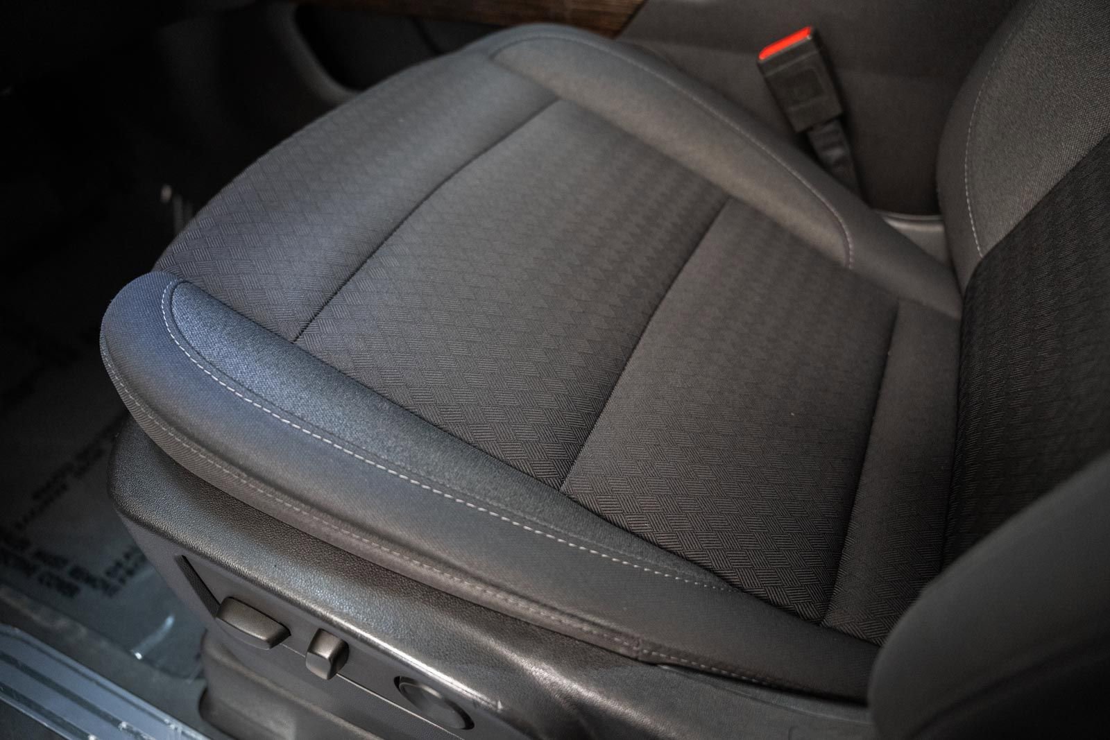 Used 2022 GMC Sierra 1500 Elevation w/ Preferred Package AWD/4WD image 43