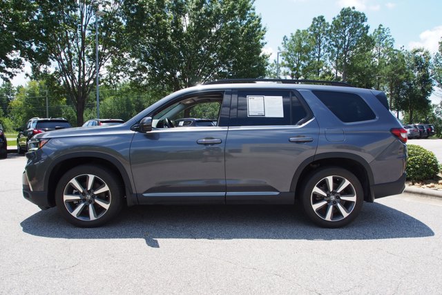 Used 2024 Honda Pilot Touring image 5