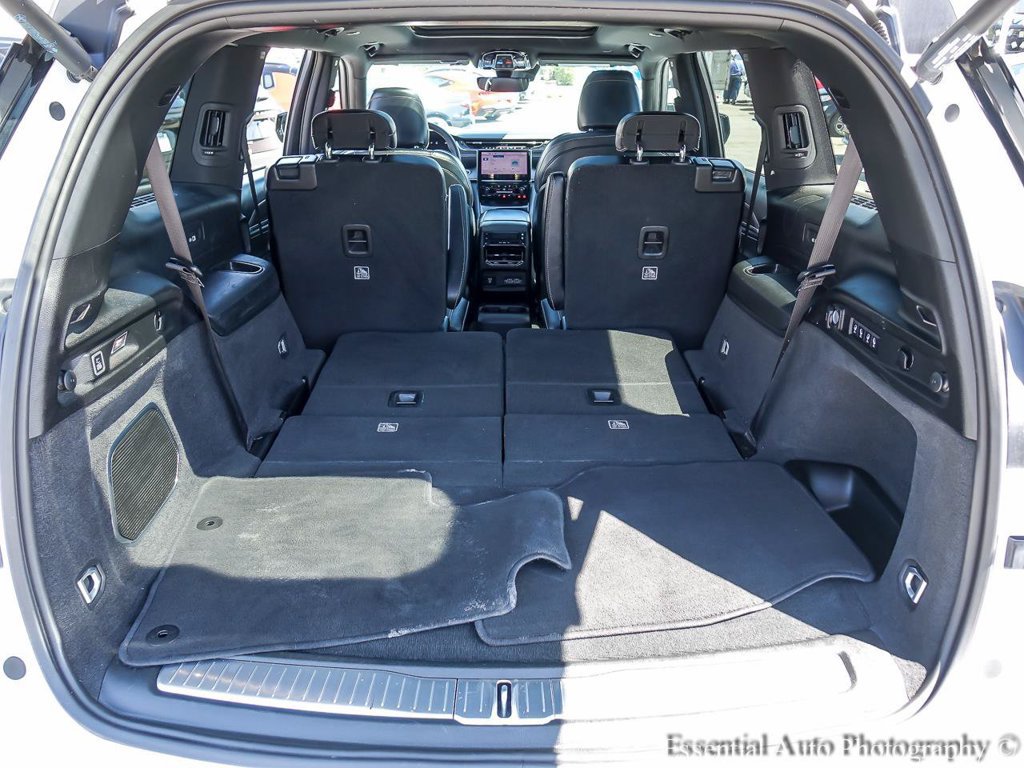 Used 2023 Jeep Grand Cherokee L Overland AWD/4WD image 24