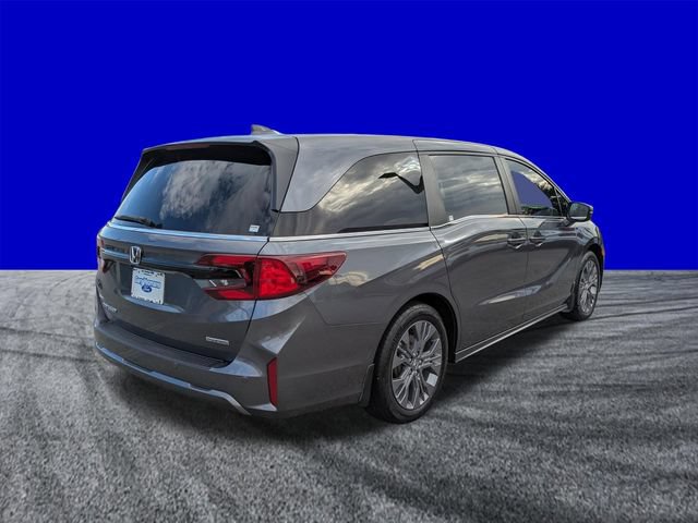 Used 2025 Honda Odyssey Touring image 4