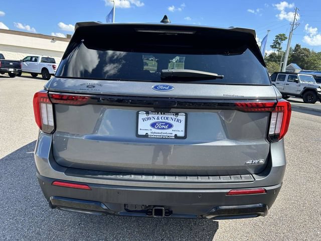 Certified 2025 Ford Explorer ST-Line AWD/4WD image 31